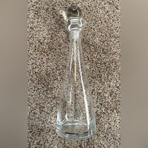 Elegant Clear Glass Decanter